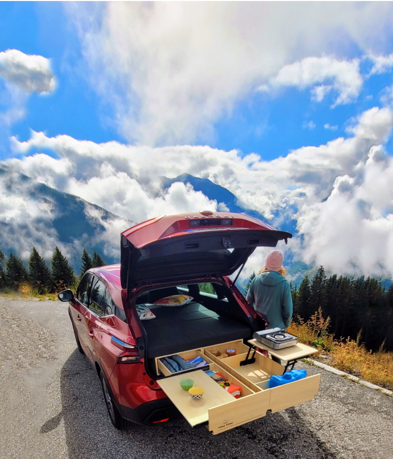 Transformez votre véhicule en van avec le Kit SUV Tchao Tchao - Disponible chez Vantrip Xperience